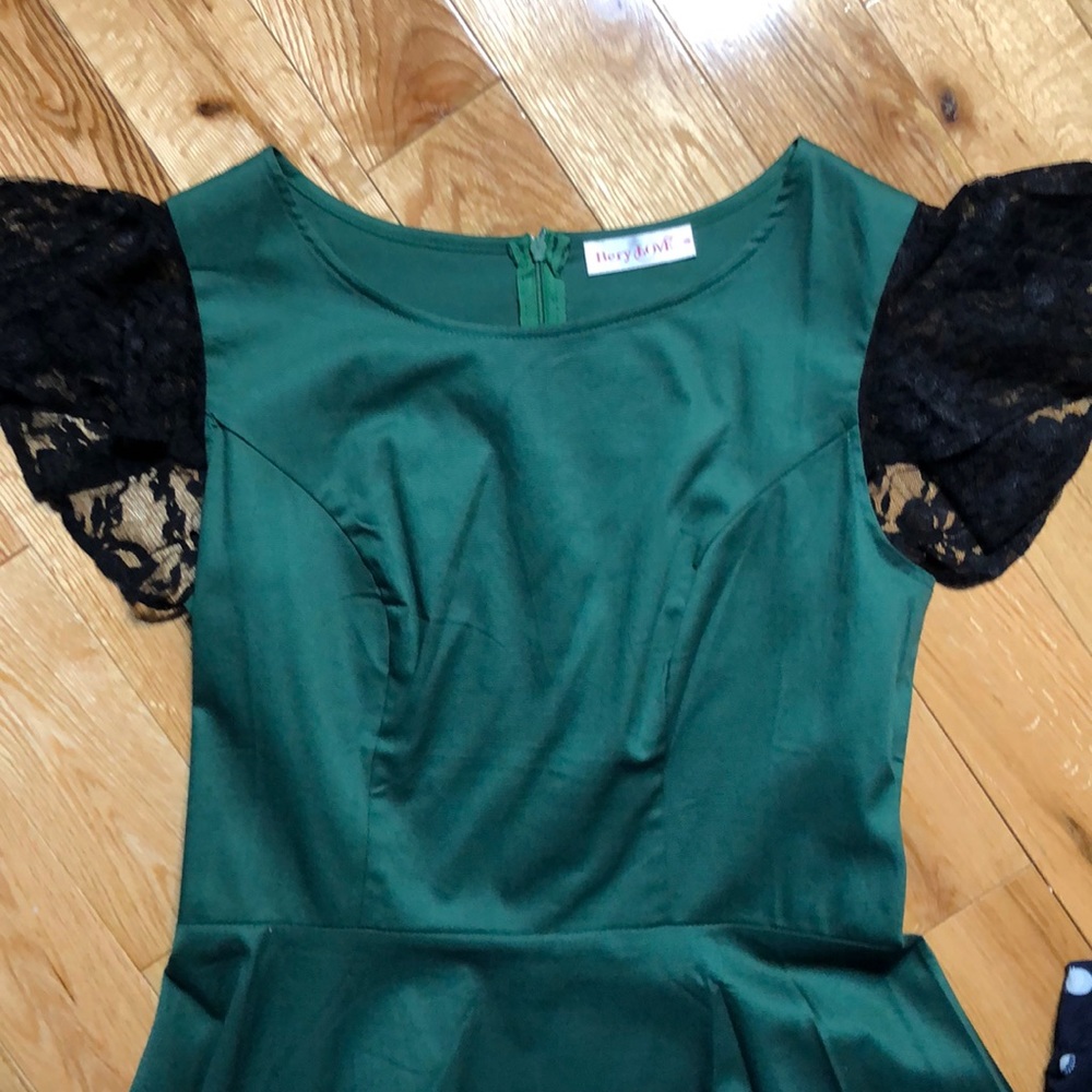 Vintage green dress - Picture 2 of 5